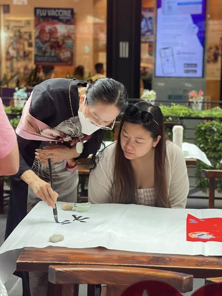 Happy Lunar New Year Calligraphy Experience — 福到你家 — photo 2