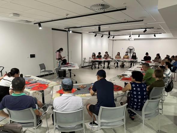 Chinese Calligraphy Lecture & Experience — 墨香雅集 — photo 5